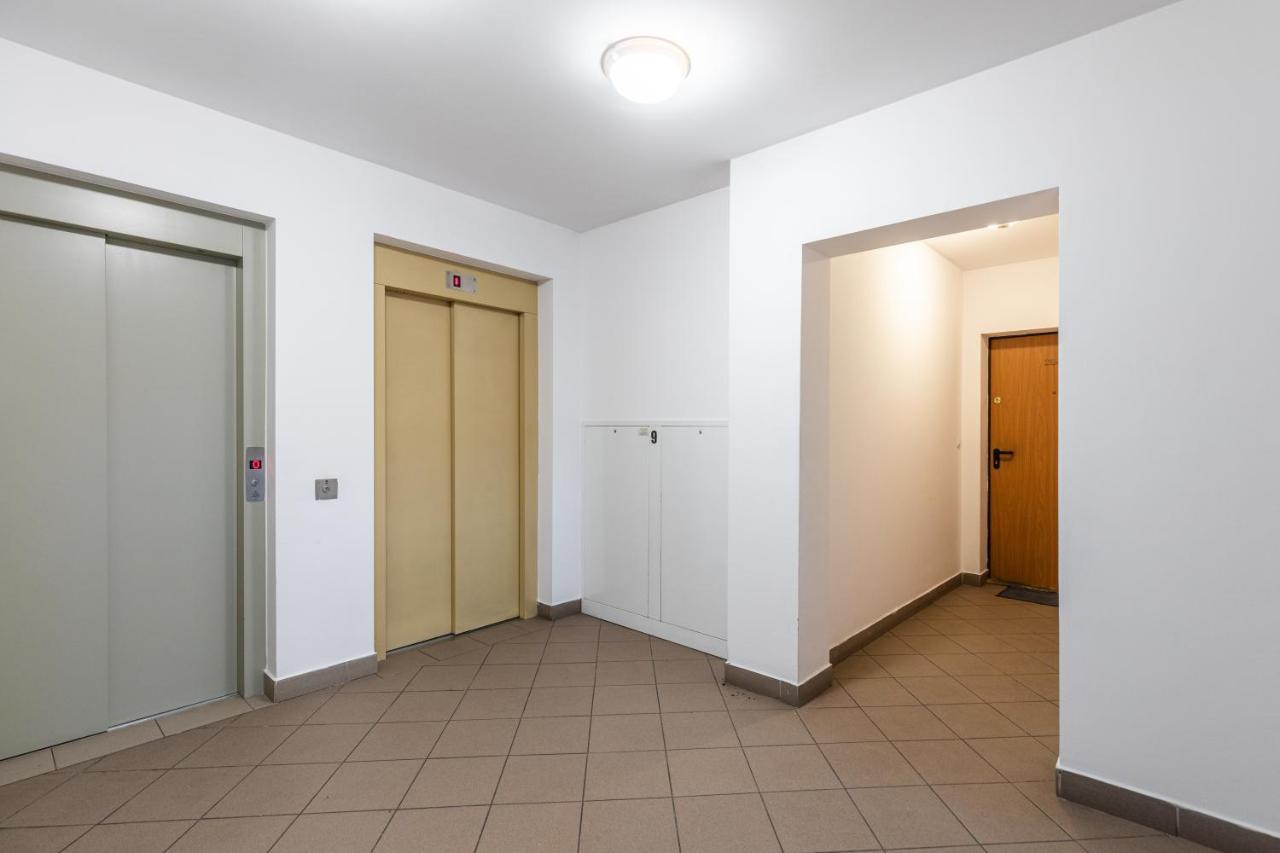 Superapart Stanow Zjednoczonych 72 Apartment Warsaw Exterior photo